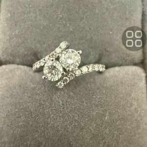 14k  Solid White  Gold And  Daimond Ring Size 5